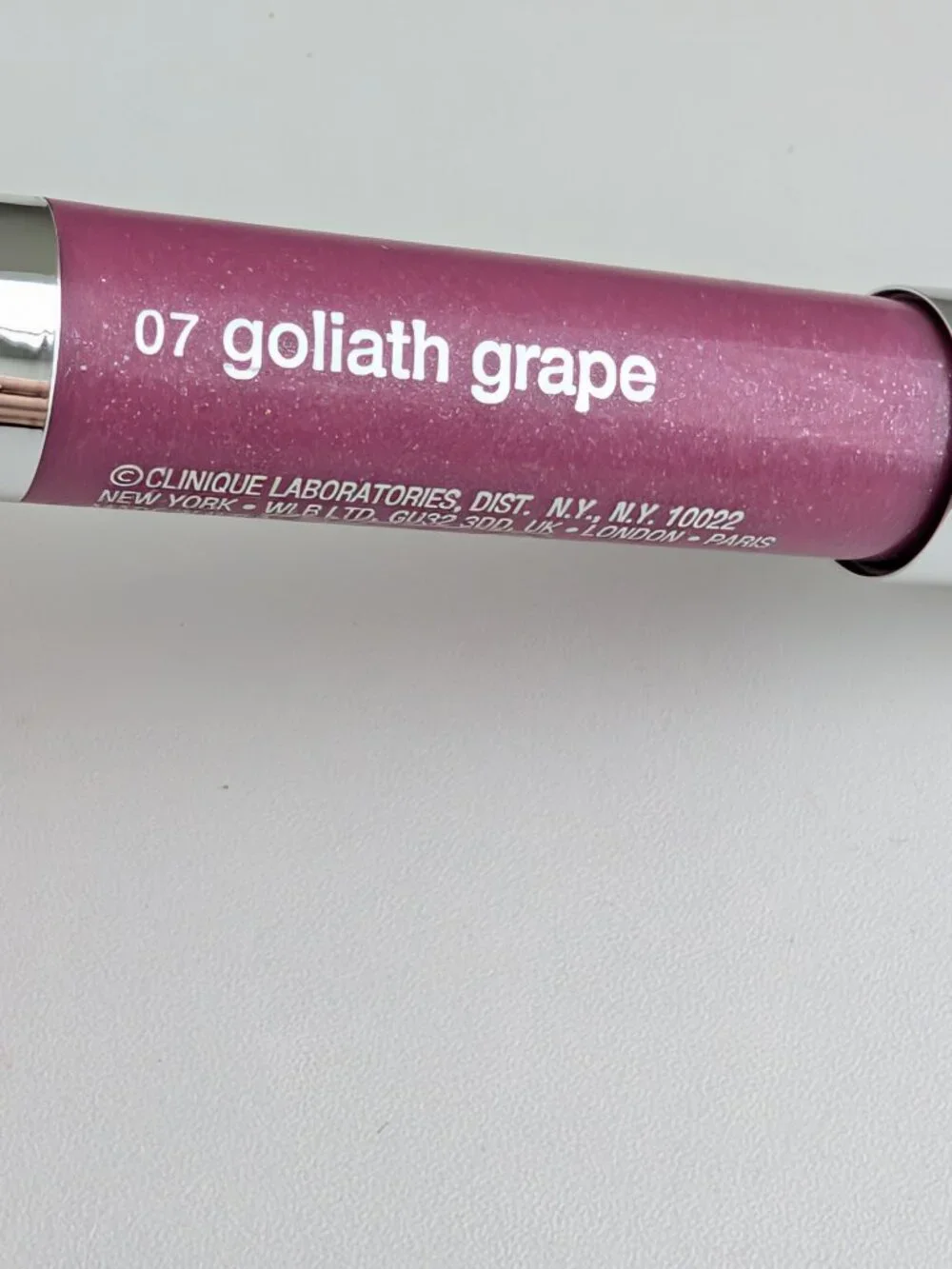 Clinique CHUBBY PLUMP & SHINE Lip Gloss 07 GOLIATH GRAPE Full Size Discontinued